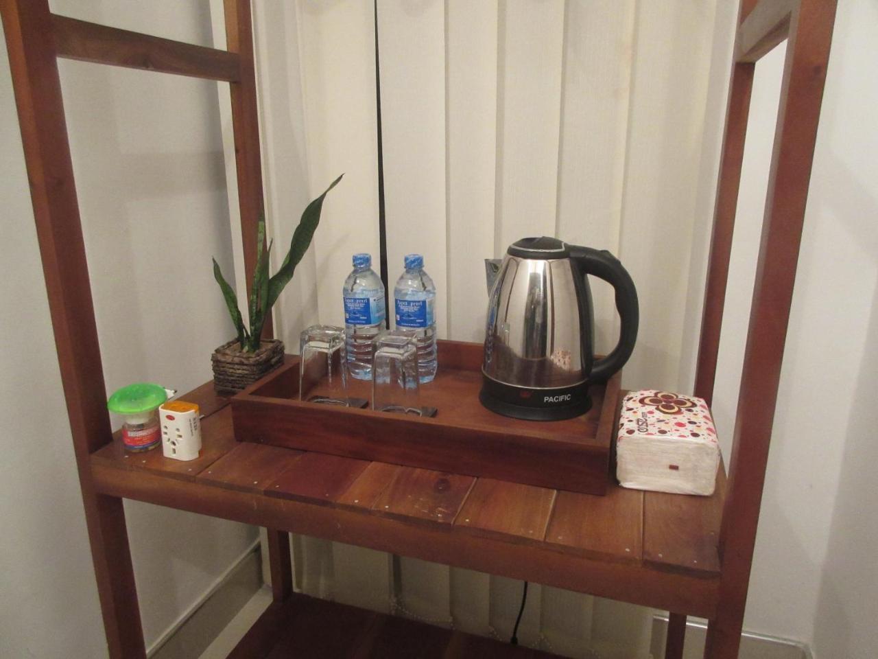 So What Boutique Hotel Негомбо Екстериор снимка