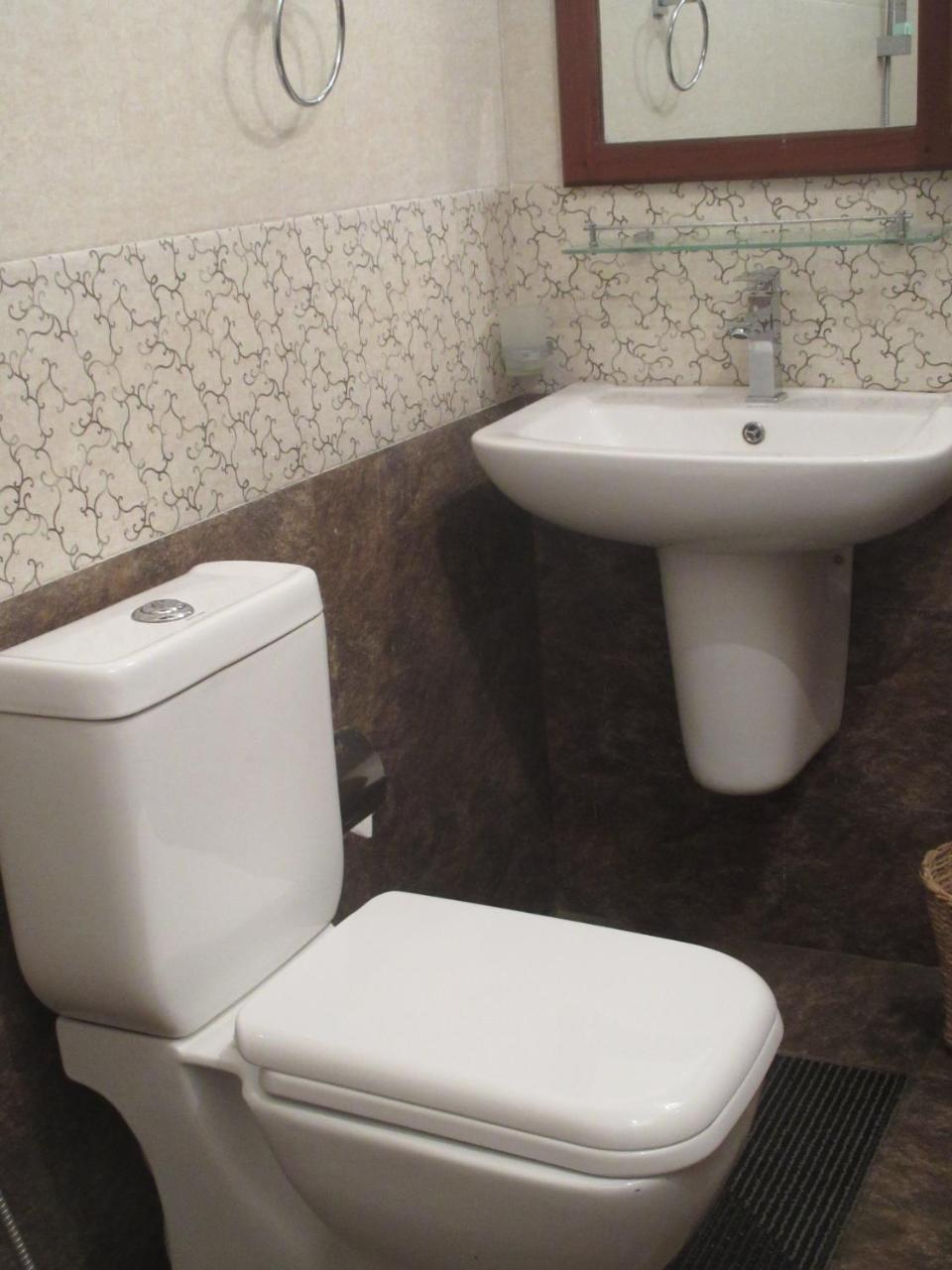 So What Boutique Hotel Негомбо Екстериор снимка